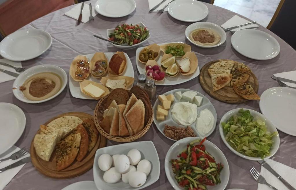 Alimentos e Bebidas