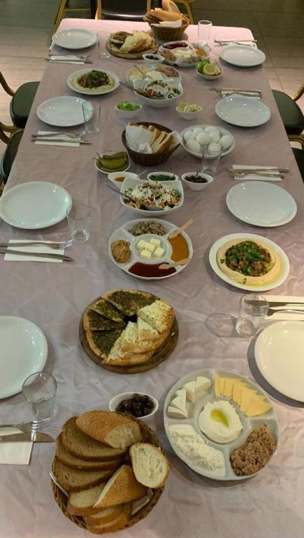 Alimentos e Bebidas