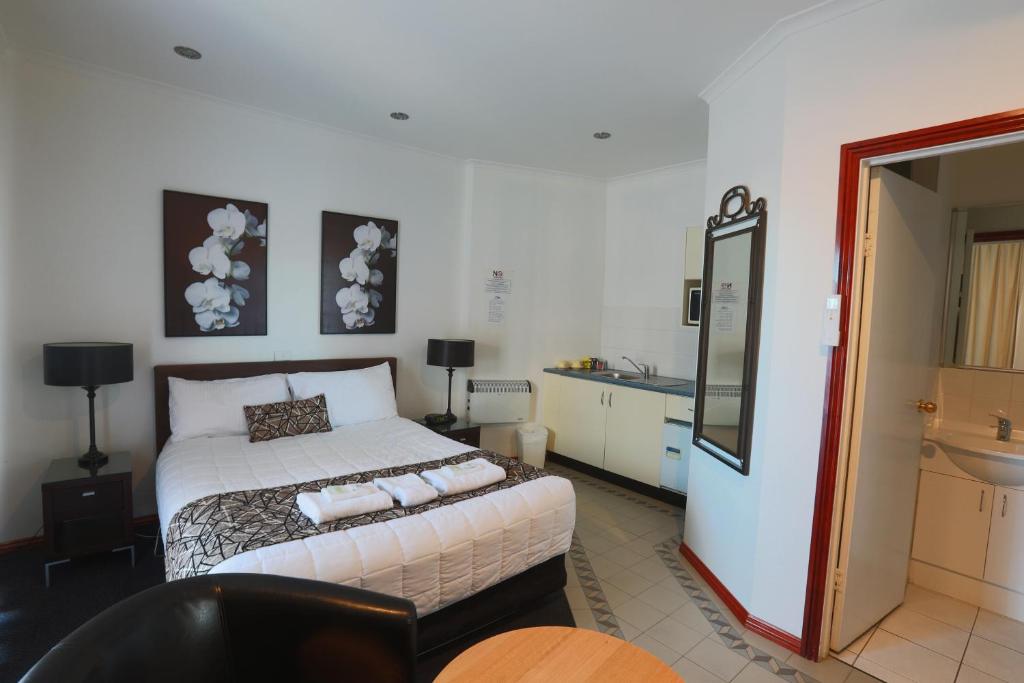 The Esplanade Motel, Lakes Entrance