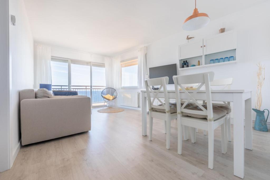 Precioso apartamento con piscina y vistas al mar - 4