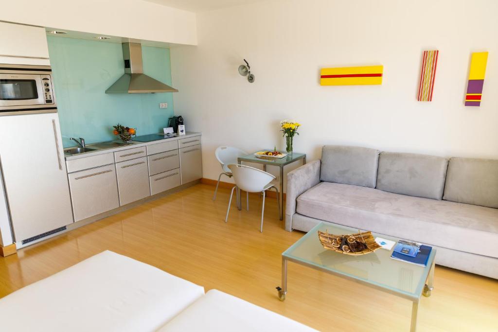 Marina Club Lagos Resort — Hotel rooms in Lagos, Faro