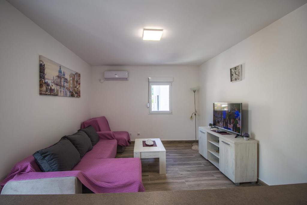 Studio Apartment Urke - 2