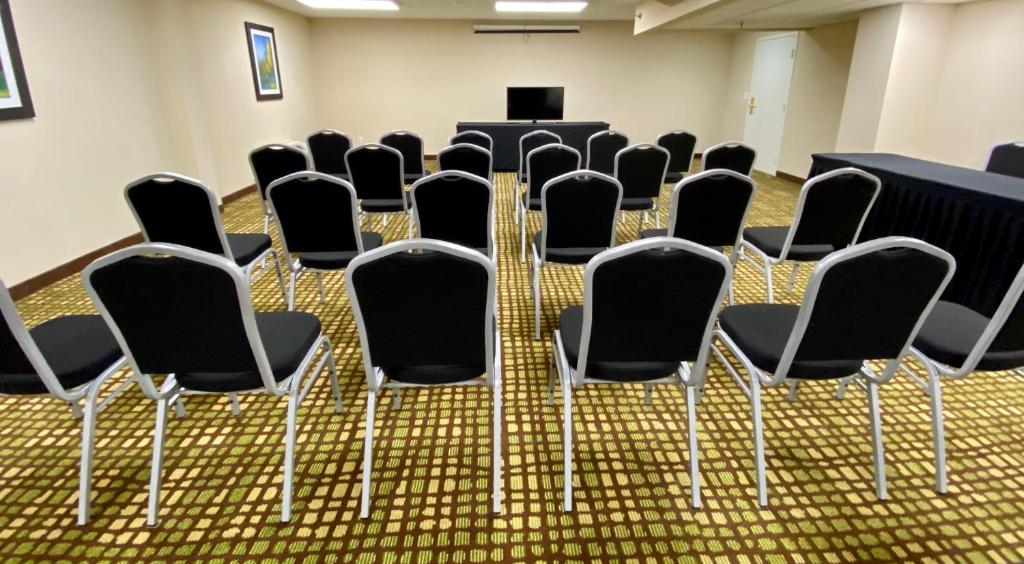 Days Inn By Wyndham Albany Airport Photo 37