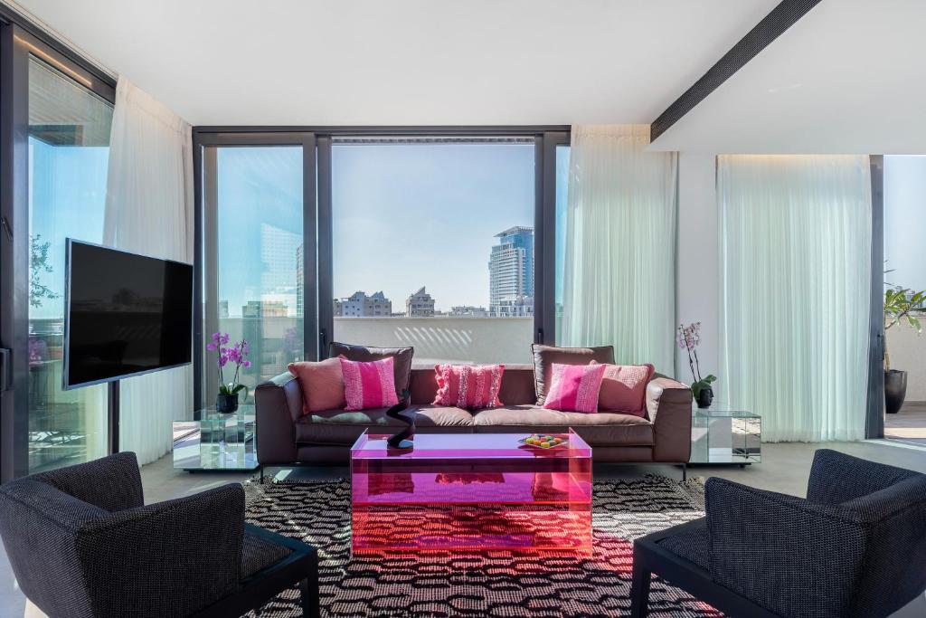 Blue Sky Penthouse by Five Stay 전경