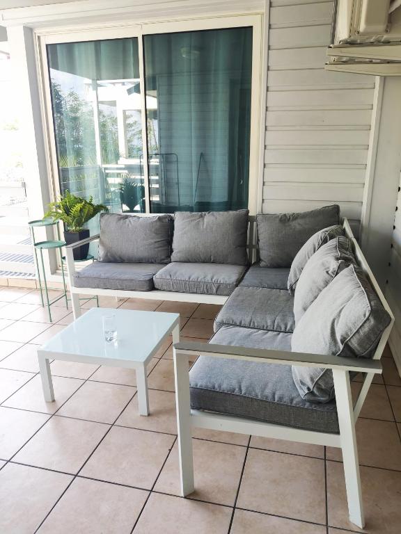TERLA Bel Appartement 3 Pieces Clim & Parking 전경