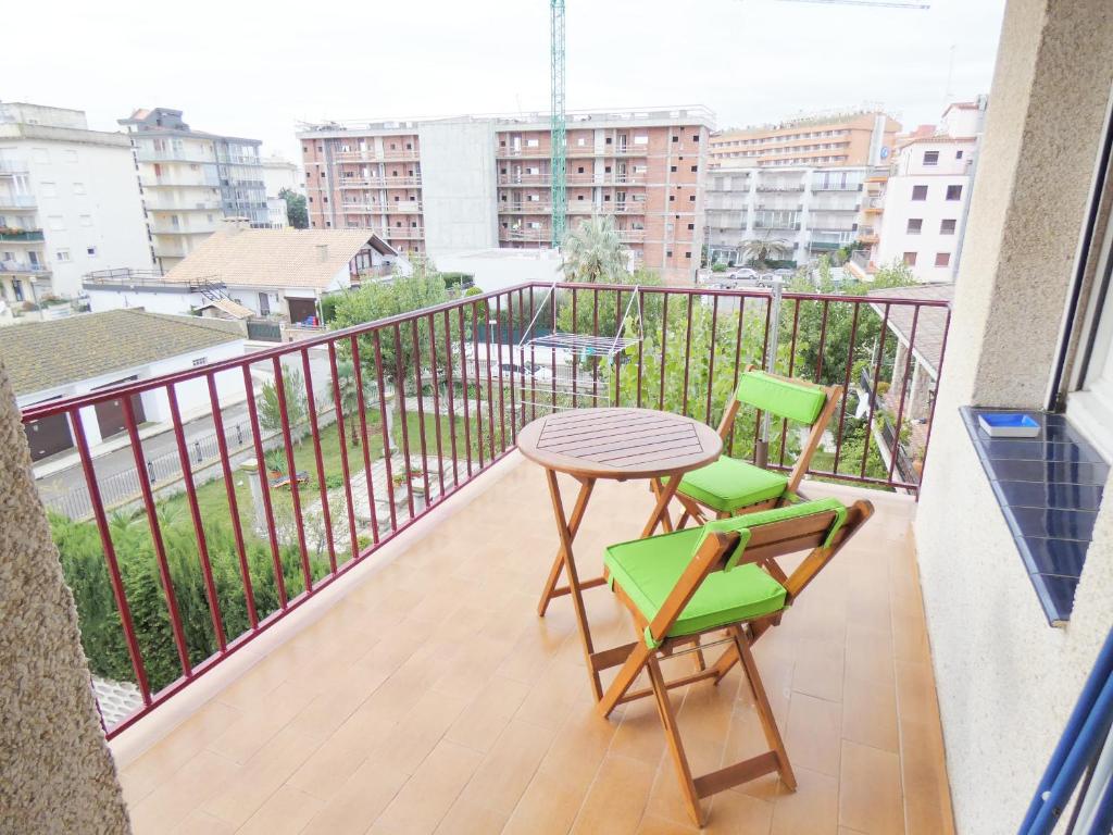 La Platja 3C Apto. con un dormitorio, 200m playa y plaza de parking - 2