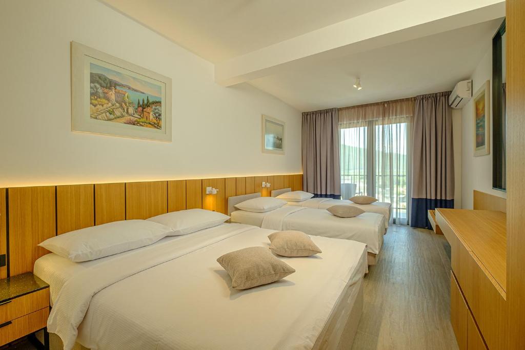 Dubrave apartmani, Budva