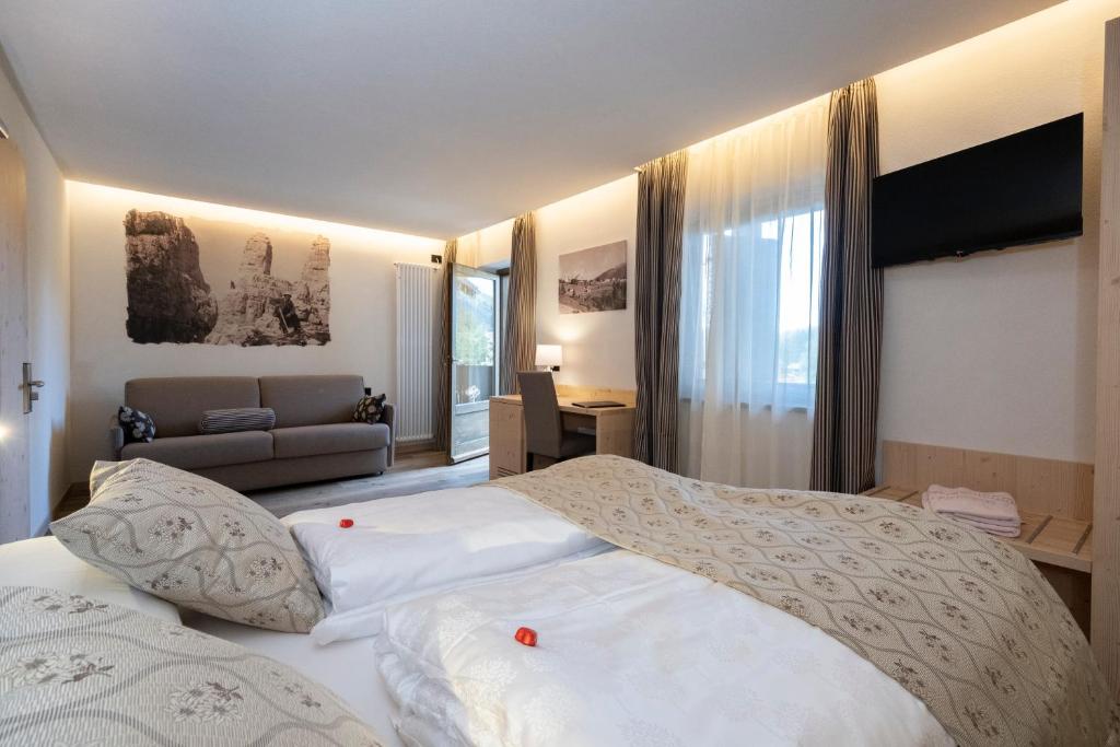 Hotel Canada - 3