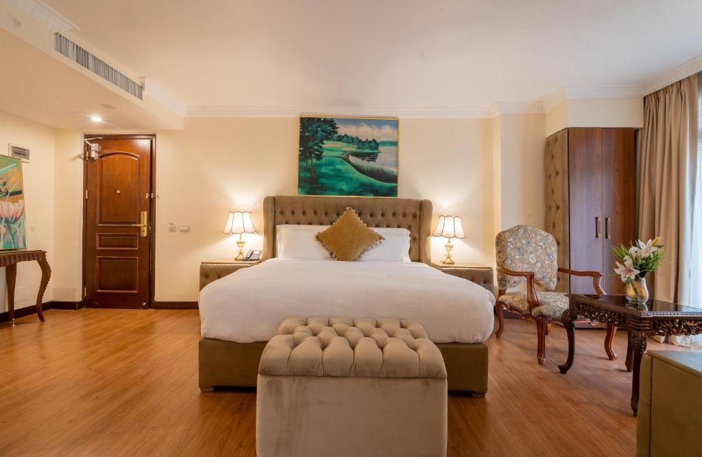 Suites at The Grand Palace Hotel