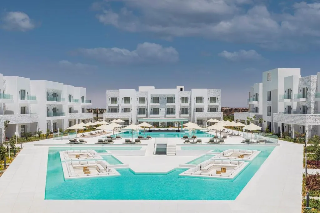 Tanoak Resort，位于艾因苏赫纳的酒店