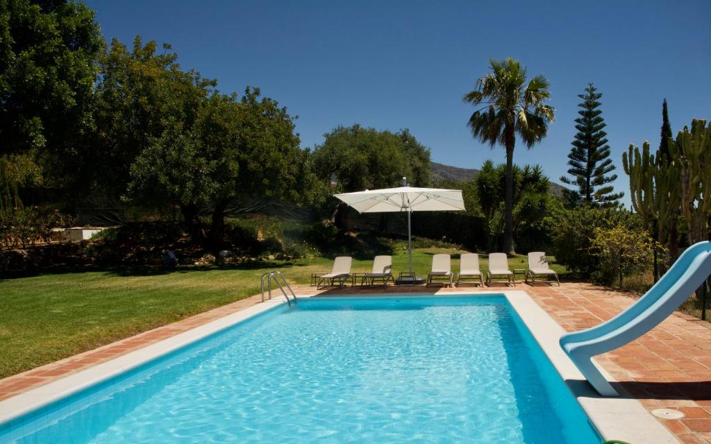 La Ciruela - Villa paisible jardin de 5000m2 piscine chauffée et vue sur mer - 4