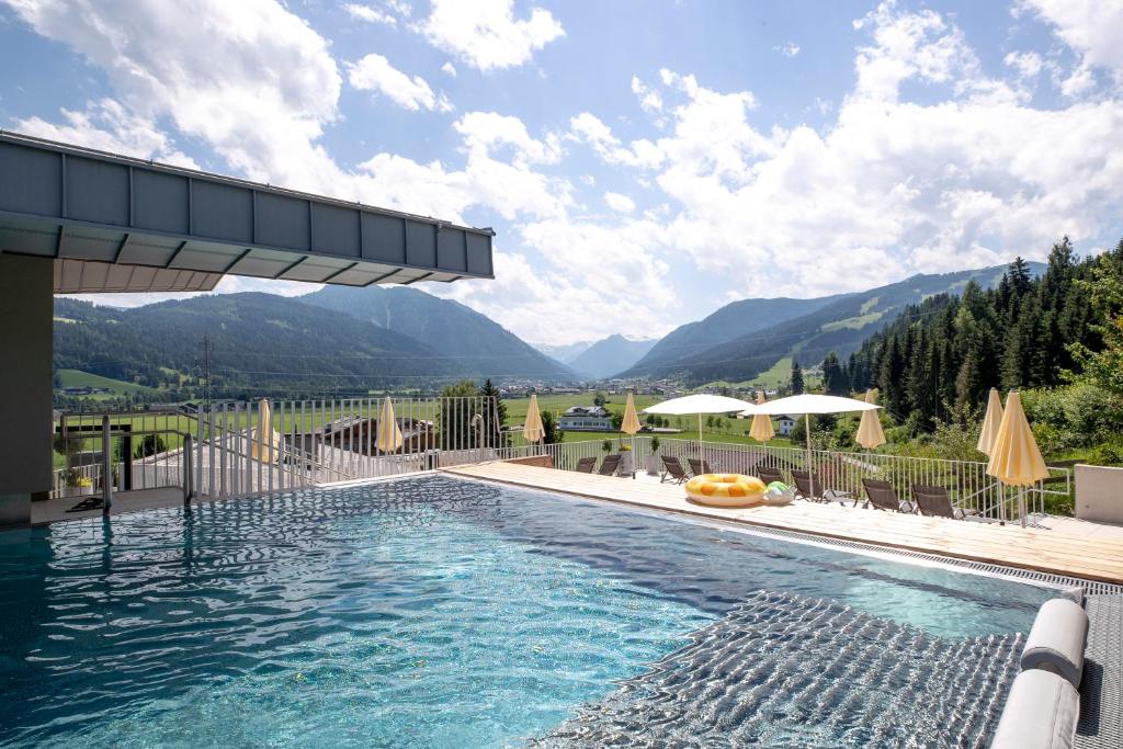 Familienhotel Felsenhof - 1