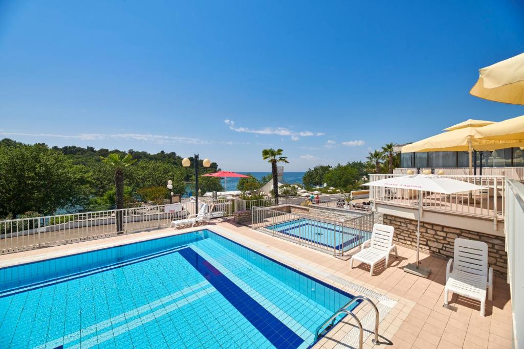 Hotel Zorna Plava Laguna photo