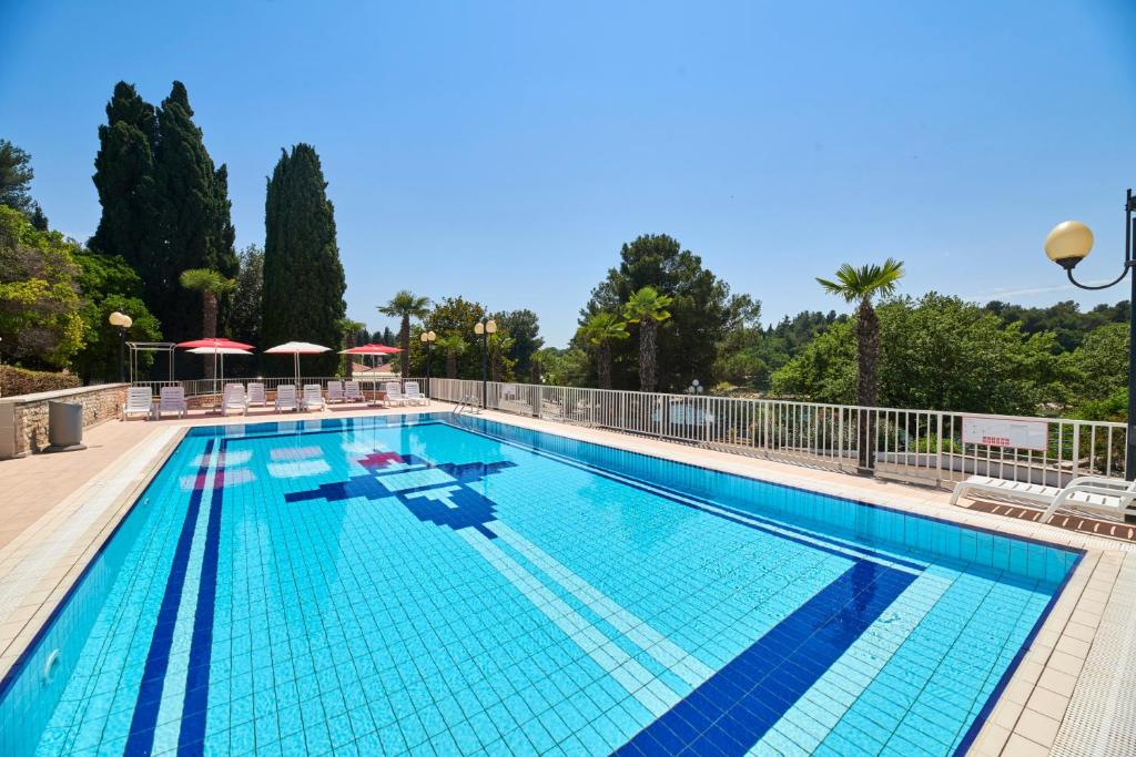Hotel Zorna Plava Laguna photo