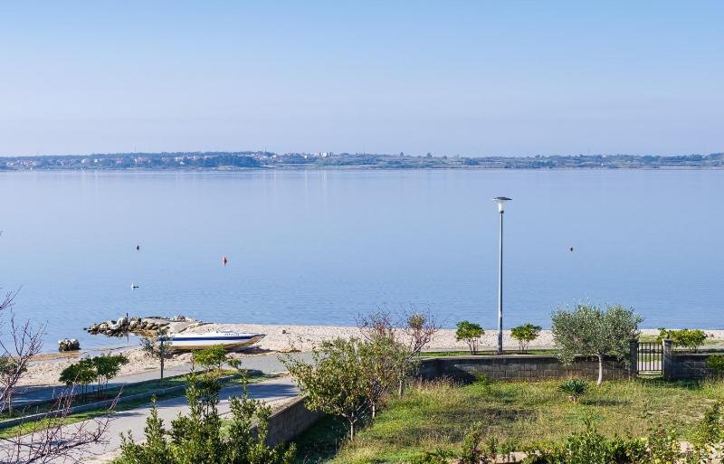 Apartment Vrsi at the Beach, Vrsi