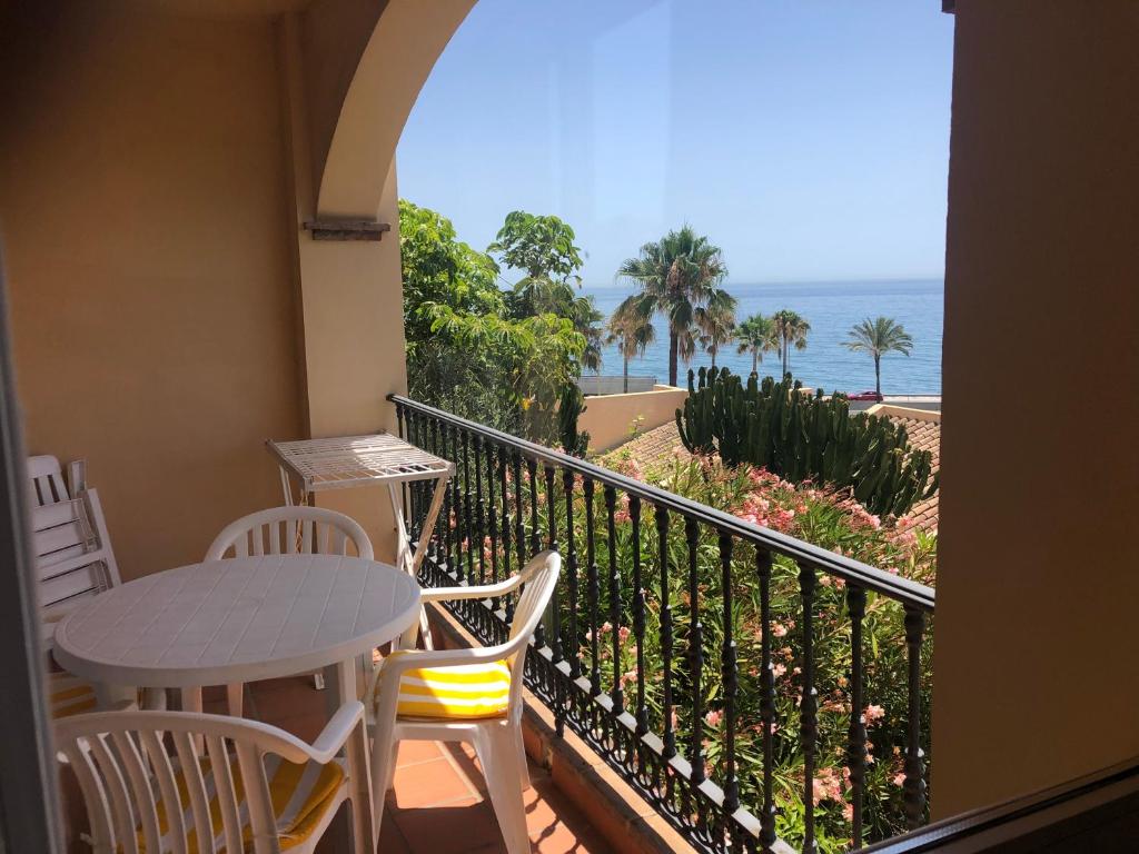 Fantástico Apartamento con vistas al mar zona Club la Costa Castillo Fuengirola - 1