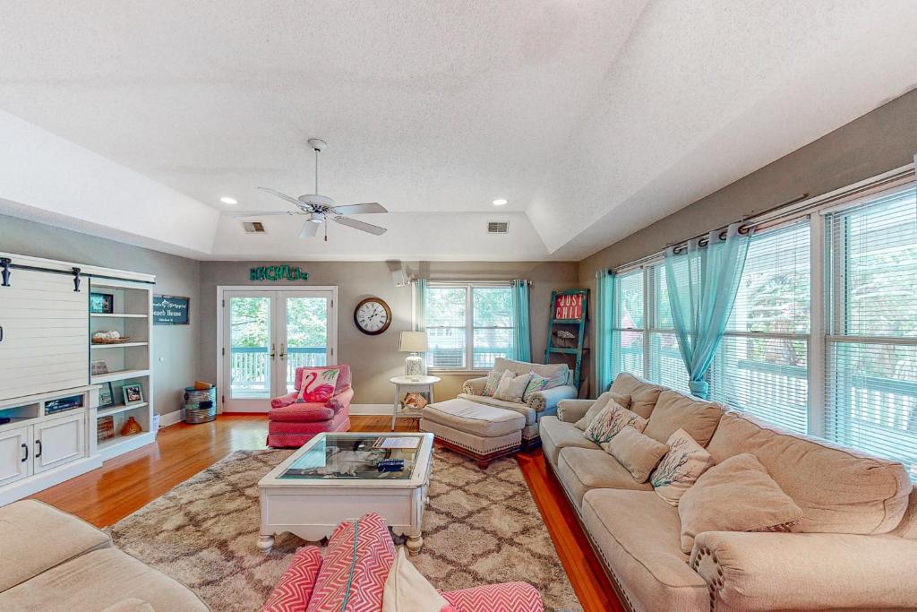 Just Trippin', Edisto Beach