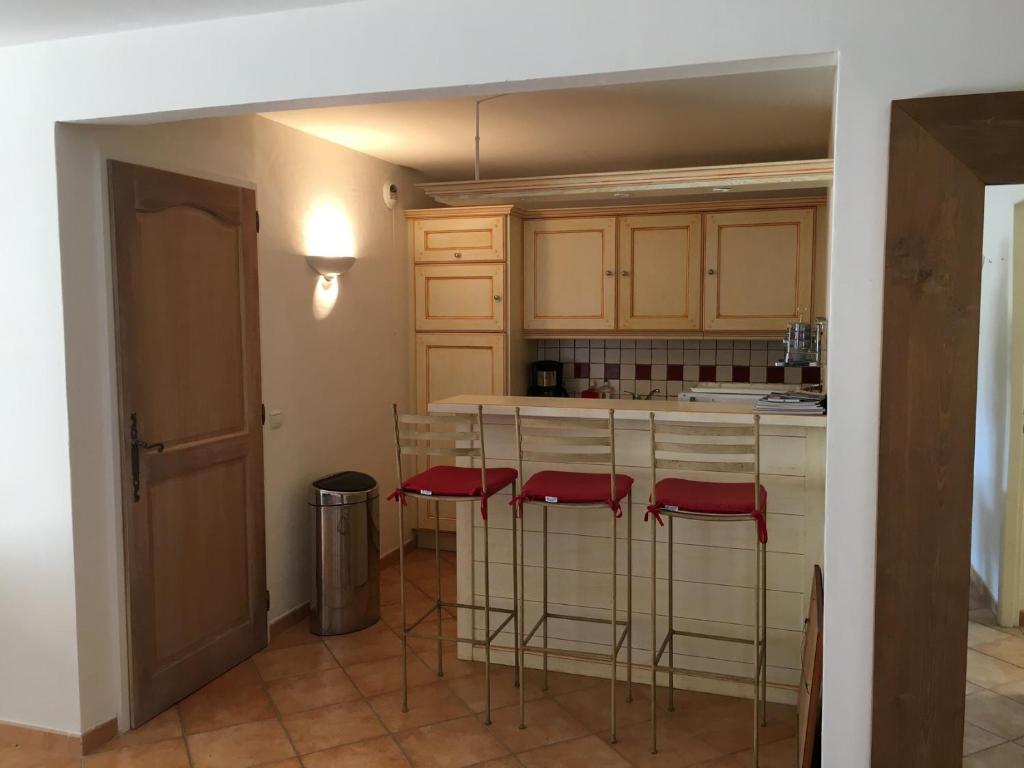 Sainte-Maxime - 3 bedroom apartment, air conditioned, outdoor terrace, swimming pool - 2