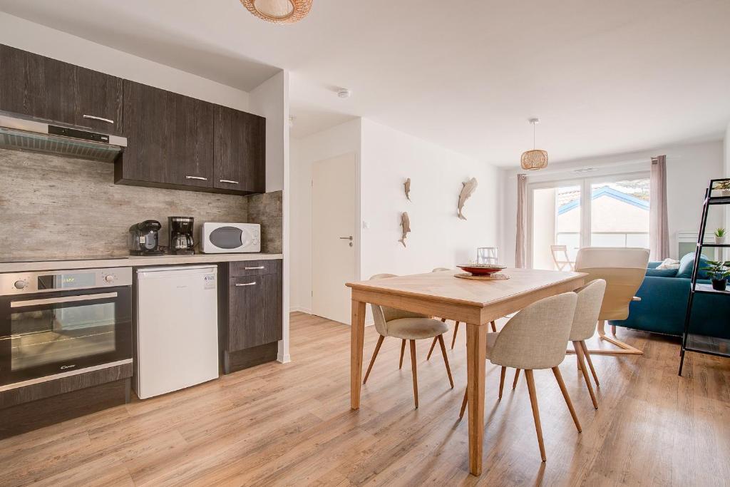 Ressourcez-vous dans ce bel appartement à Lacanau - 4