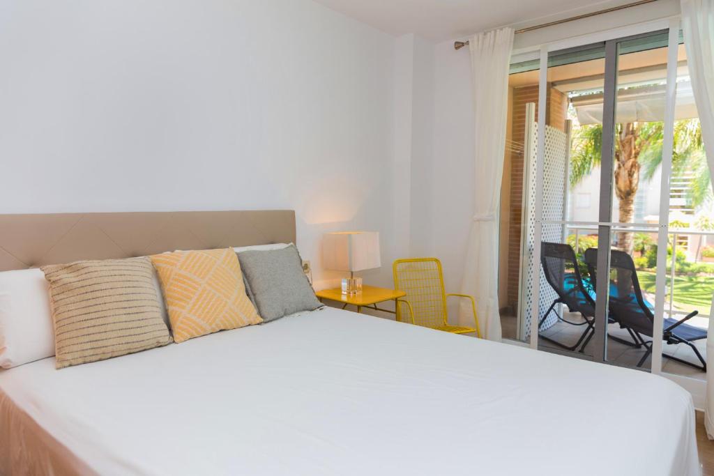 Golden Gardens Saudade Apartment Javea Arenal by Rock Rentals - 3