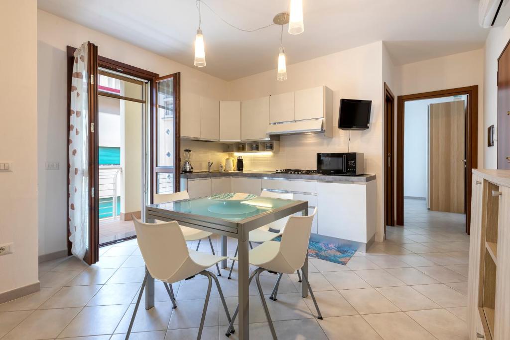 Tidy House - 4