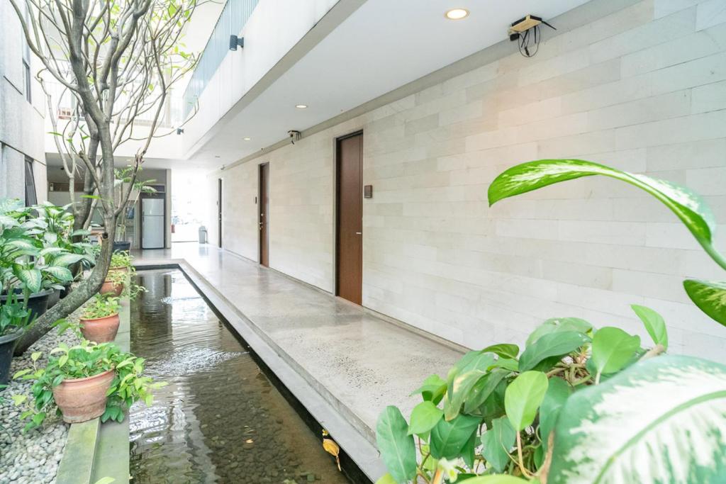 Three J Residence