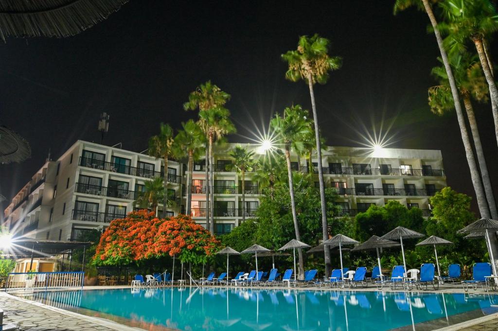 Veronica Hotel photo
