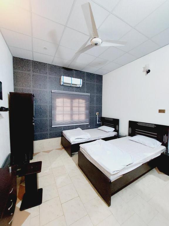 Taj Mahal Guest House photo