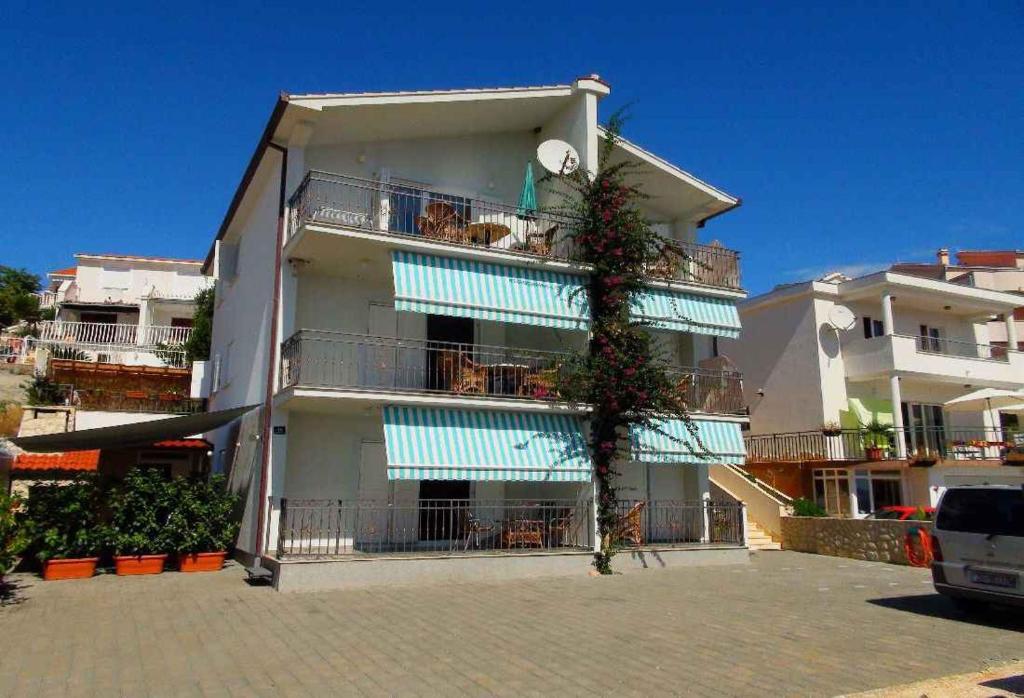 Apartment in Okrug Gornji with Two-Bedrooms 2, Trogir