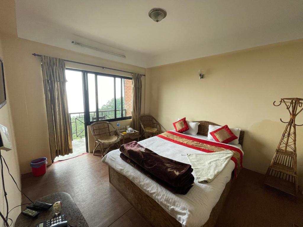 호텔 나가르코트 픽 (Hotel Nagarkot Peak)