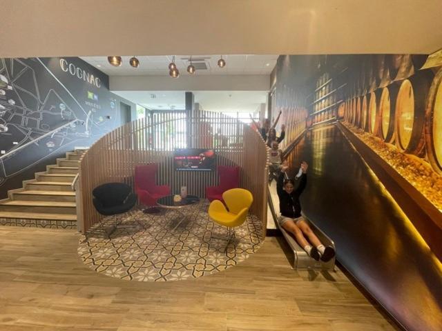 ibis Styles Cognac photo