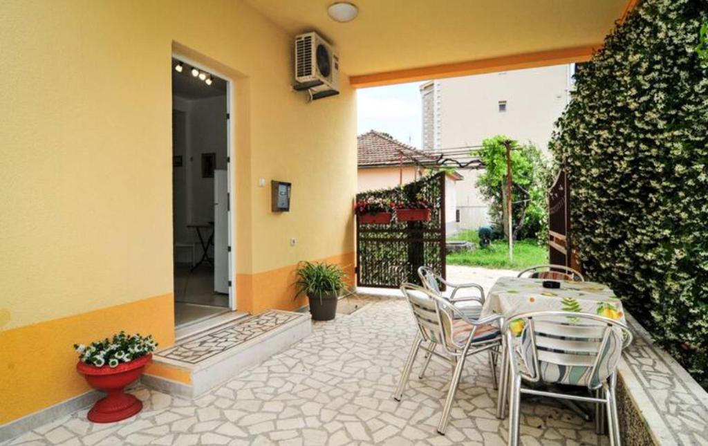 Busola Apartments - 3