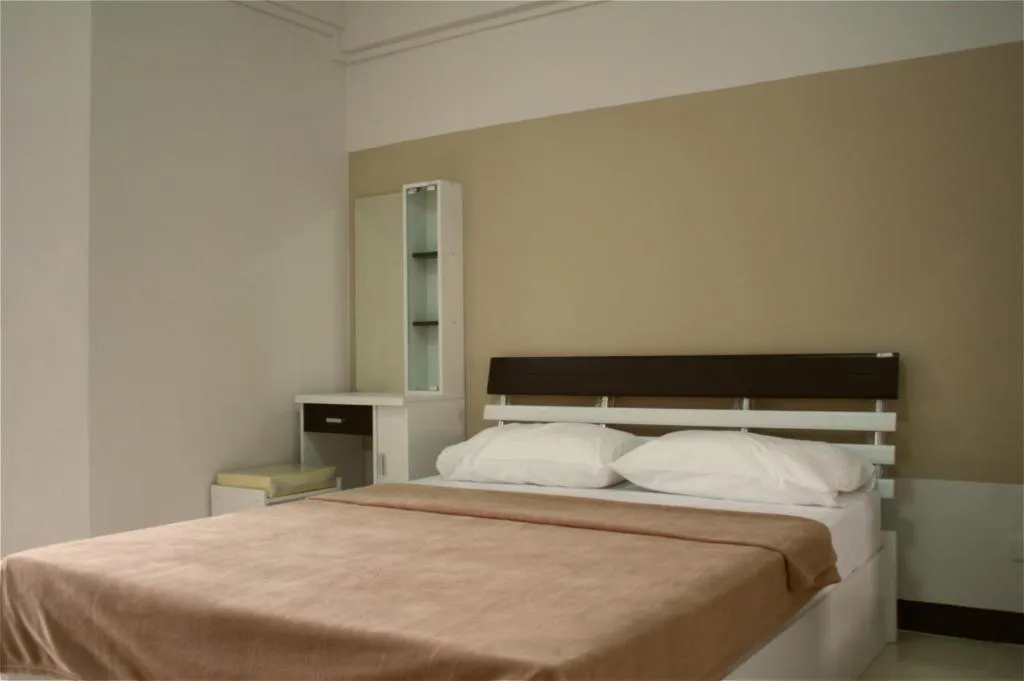 Baanbudsarin Apartment, hotel v destinaci Sing Buri