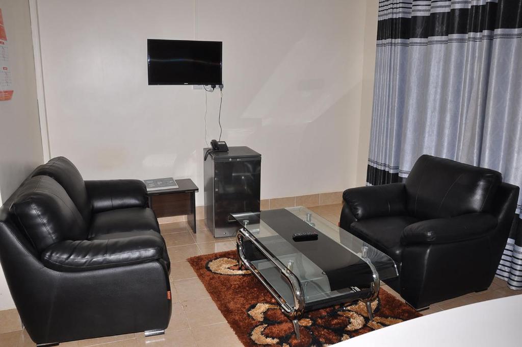 Latitude 1 Suites photo