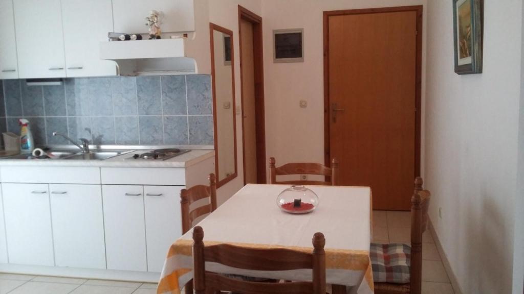 Apartment 612-3, Vodice