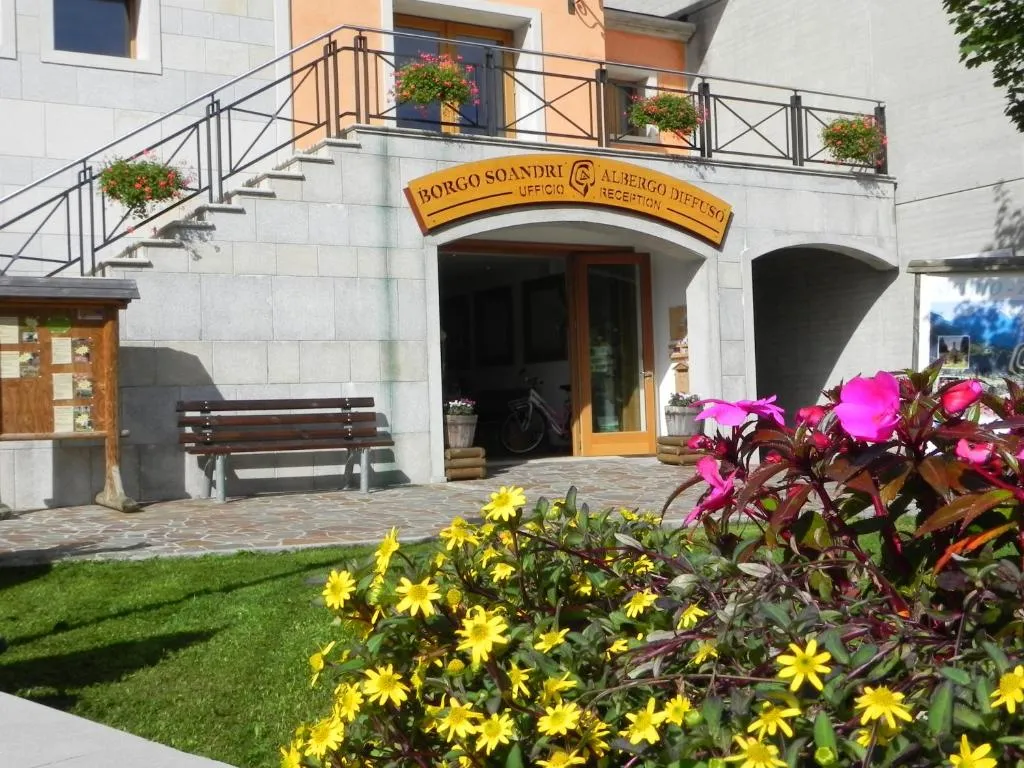 Albergo Diffuso Sutrio Zoncolan, hotel in Sùtrio