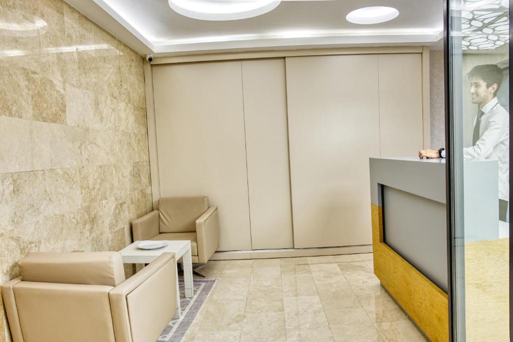 florina hotel photo