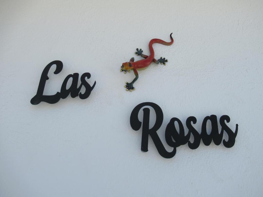 LAS ROSAS by RENTMEDANO Stunning luxury Chocolate Box villa with private heated pool & wifi - 2