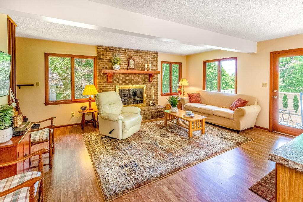 Grin and Bear It, Whittier