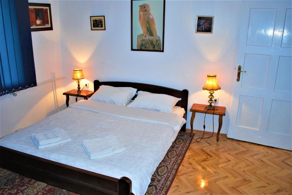 Apartments M- Center - 1