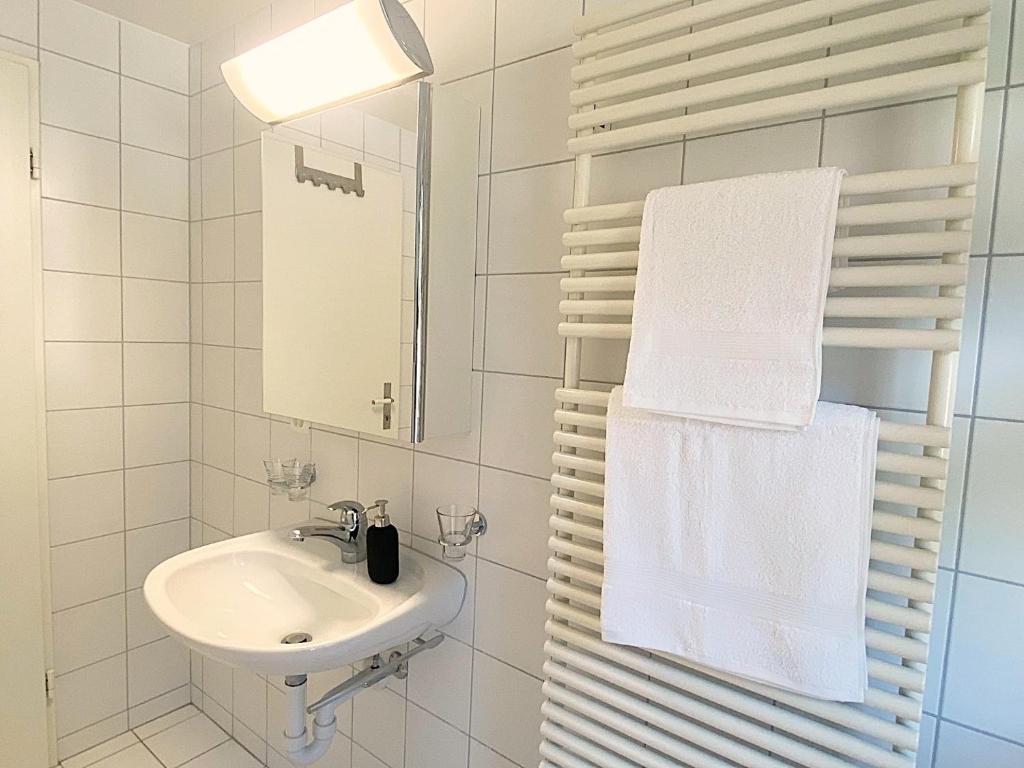 Seeblick an Luxusmeile 4P, 70m2 - Parkplatz, S11-1 photo