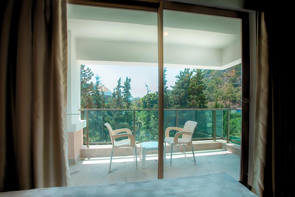 Dosinia Luxury Resort-Ultra All Inclusive — Hotel rooms in Beldibi