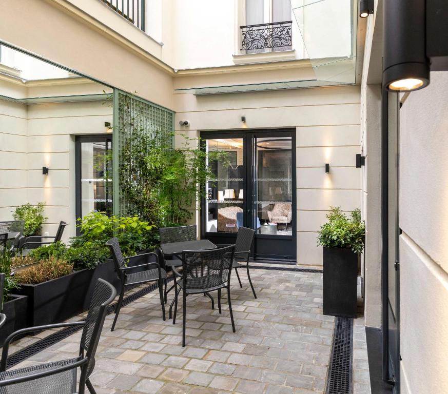 Hotel Montfleuri Champs-Elysées - 1