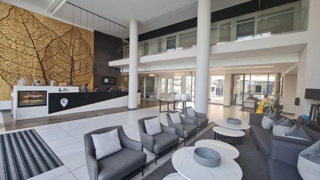 519 Menlyn Maine Trilogy photo