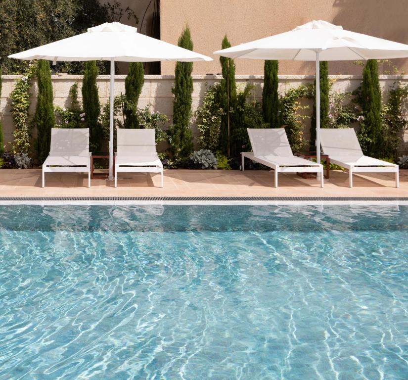 スイミングプール