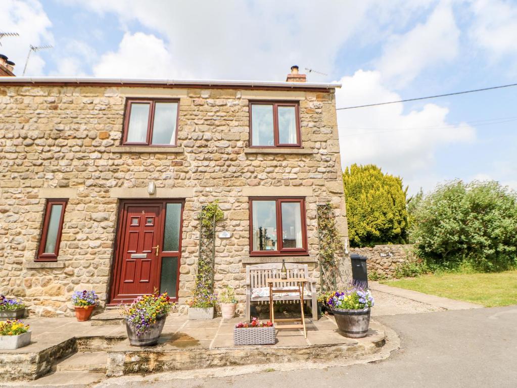 Woodside Cottage