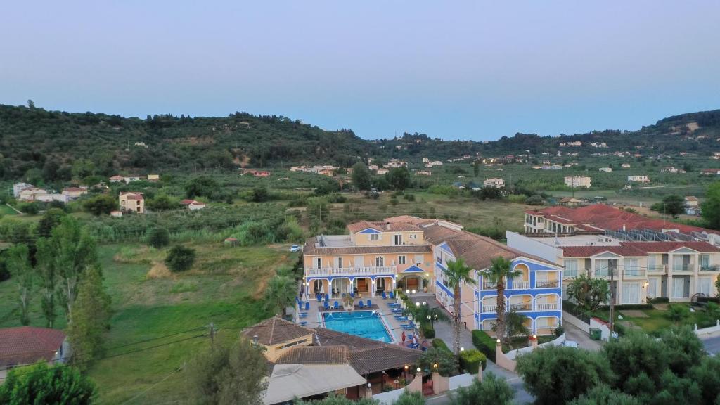 Hotel Petros — Swimming pool in Tsilivi, Ionian Islands