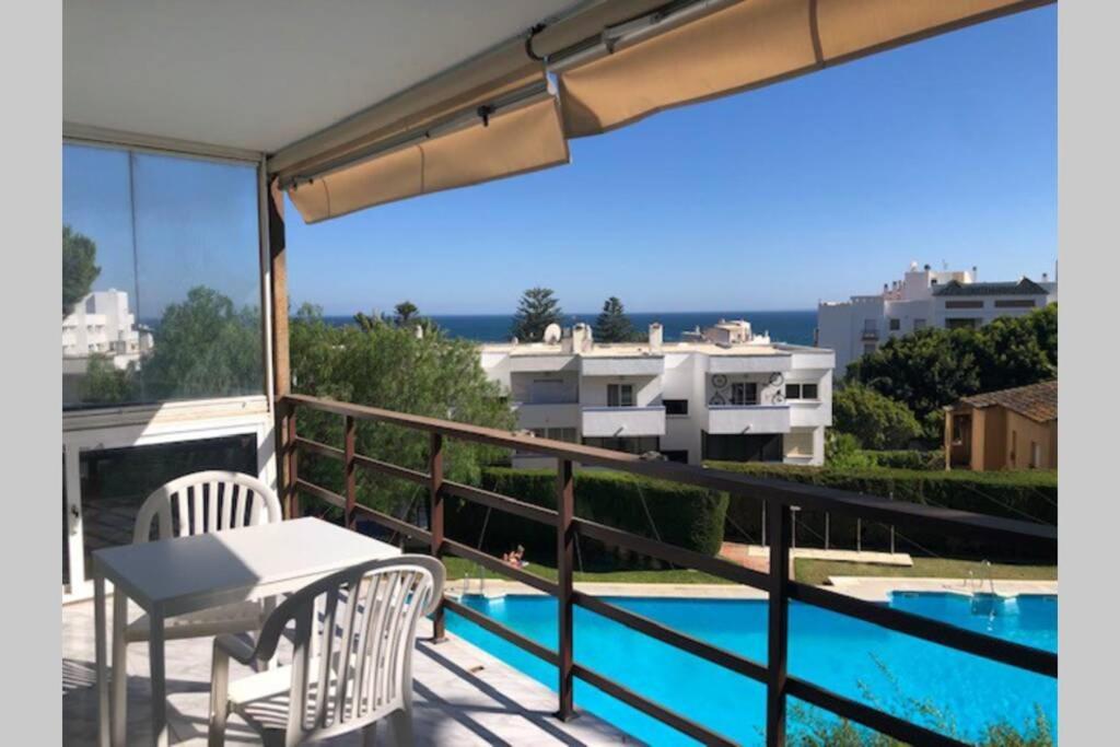 Très bel appartement avec piscine et tennis entre amis ou en famille - 5