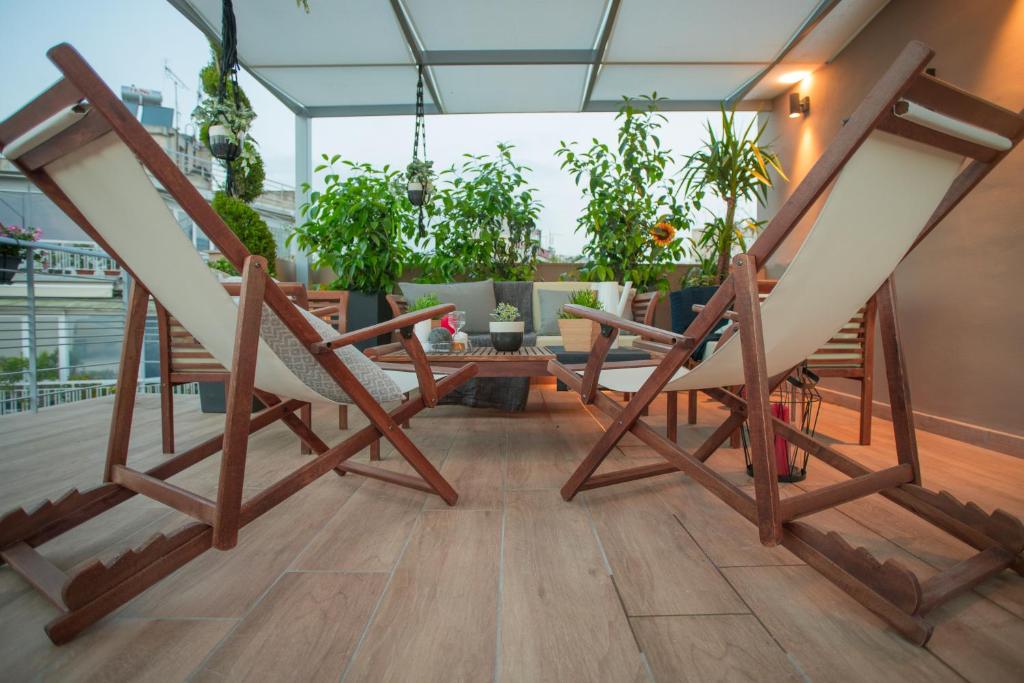 Athenian Living Suites photo
