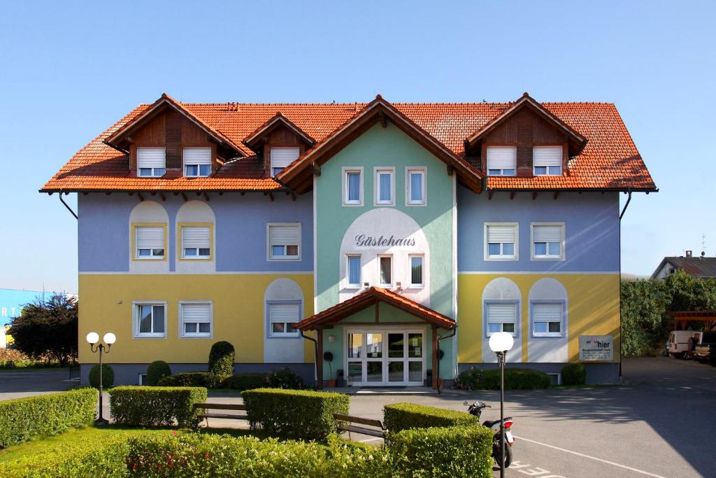 Hotel Der Stockinger photo